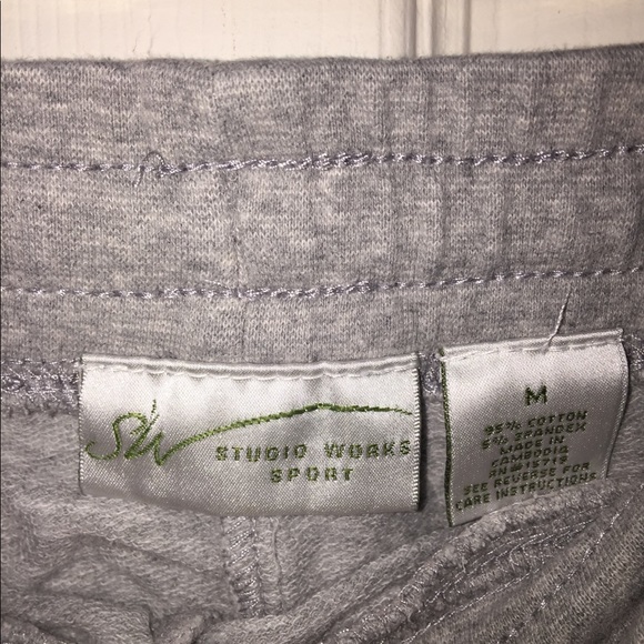 Shorts - Picture 2 of 3